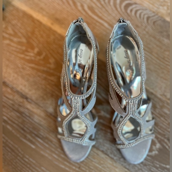 Easy Street Womens Flattery Rhinestone Evening Pumps - Silver - Size 8 - Picture 4 of 8